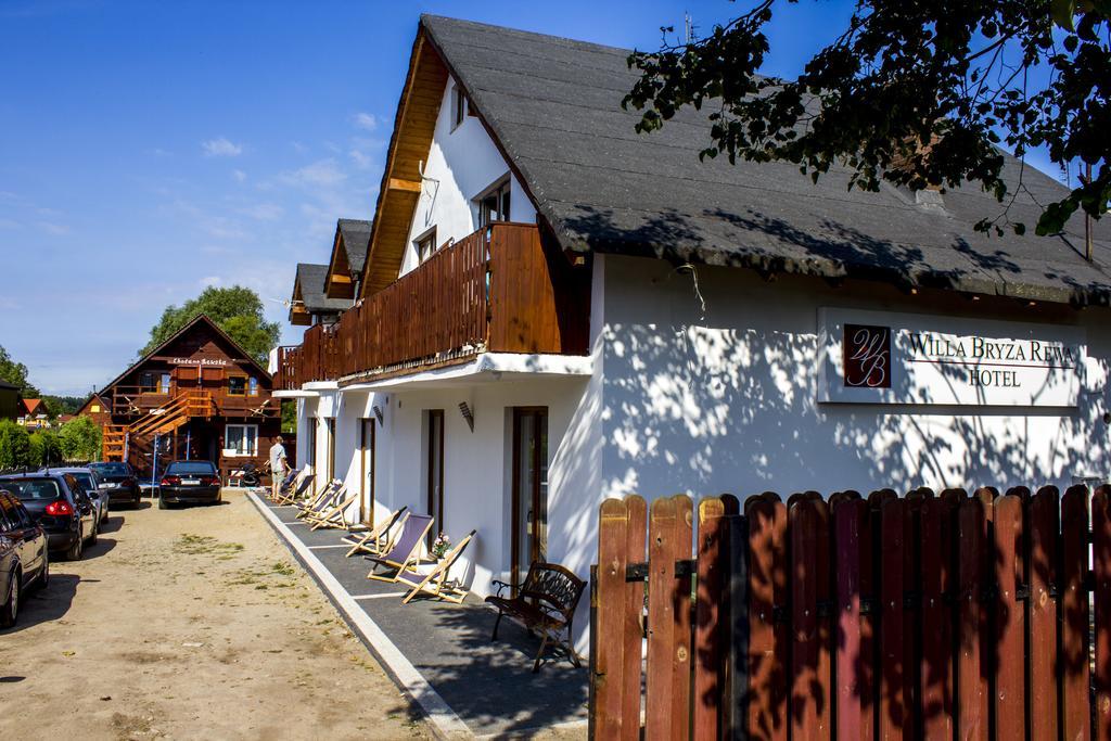 Bryza Rewa Hotel Buitenkant foto